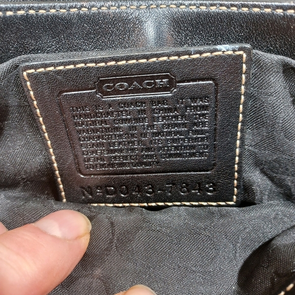 Coach crossbody - Picture 10 of 12